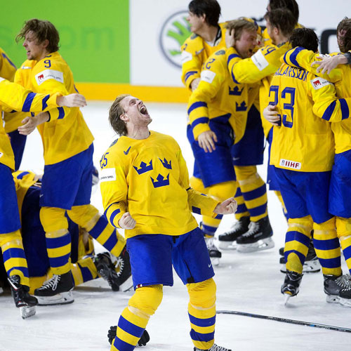 Viaplay-commercial-Hockey